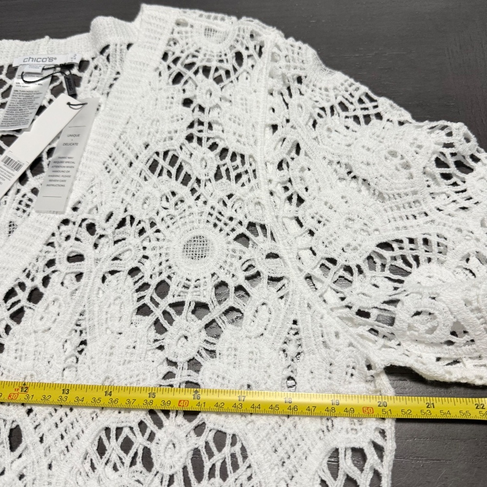 Chicos 2 Crochet Lace Alabaster Cardigan Sweater Size 12 - Picture 6 of 9